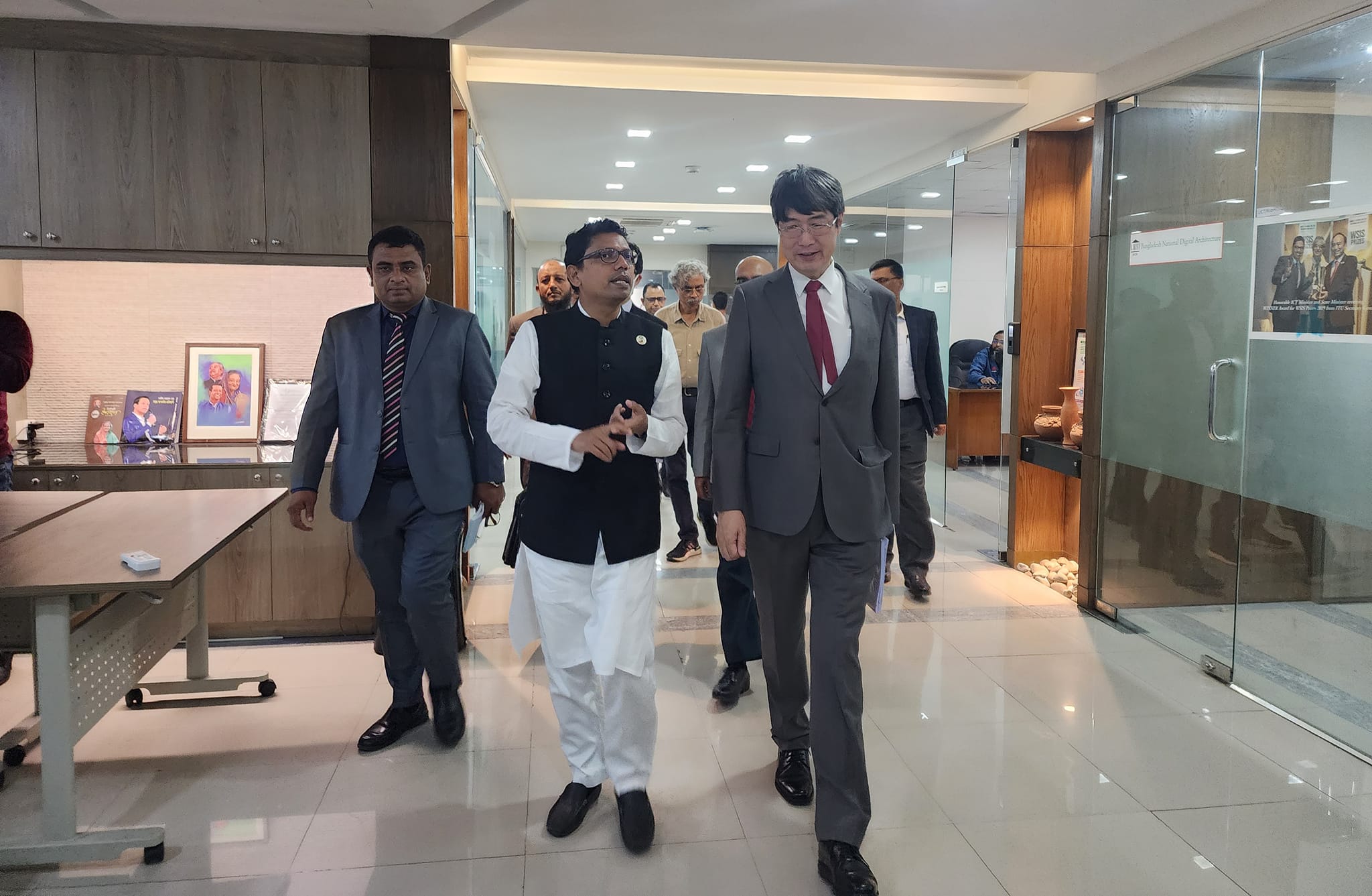 Ambassador of Japan to Bangladesh along with high officials visited BGD e-GOV CIRT
